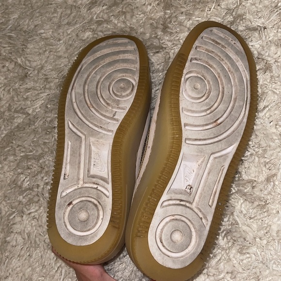 WMNS AIR FORCE 1 SAGE LOW LX 'VIOLET MIST' - Picture 7 of 7